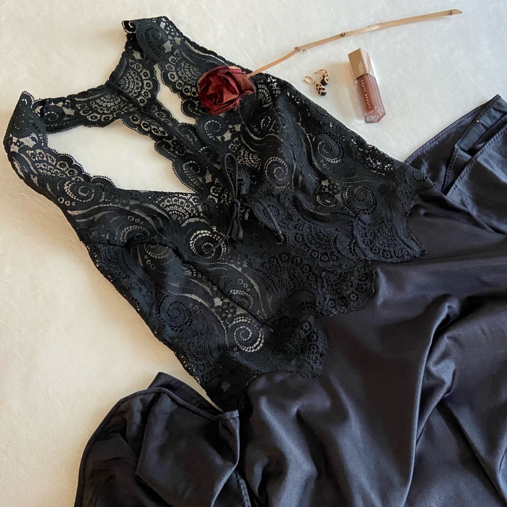 Glydons, Vintage Black Lace Racerback Nightgown - Picture 10 of 15